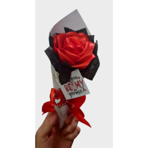 Lint rose with a little gnome